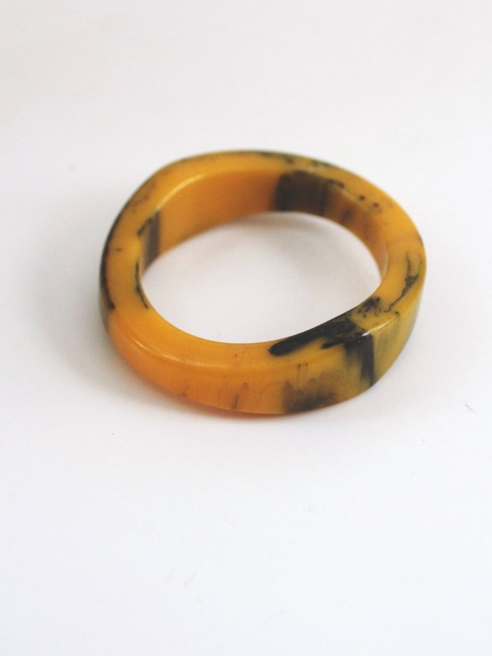 Vintage Marbled Butterscotch Mustard Yellow Marble Bakelite Bangle Bracelet Art - Picture 5 of 7